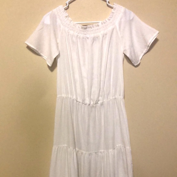 NORACORA white prarie like dress. Size Small. Ribbed at neck. - Picture 2 of 8